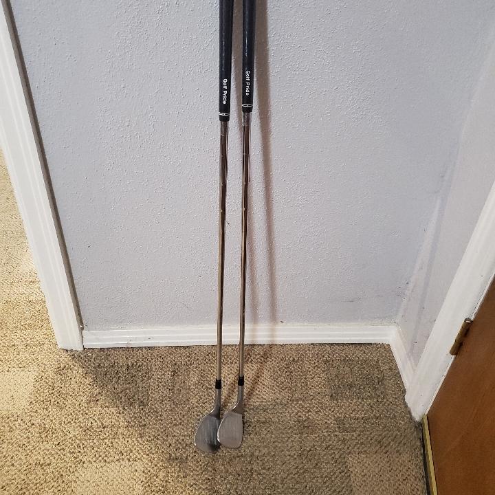 Piretti Golf Copper Strike 56° and 60° wedges RH standard