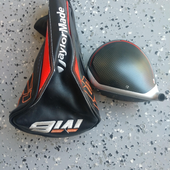 Taylor Made M6 Driver head 10.5