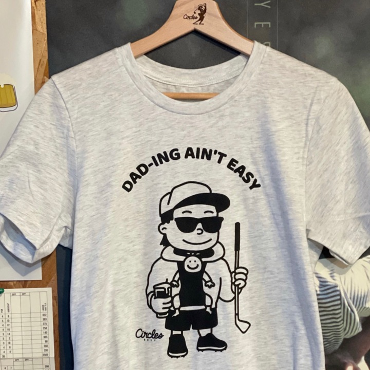 Dad-Ing ain’t easy golf t-shirt size medium by Circles Golf