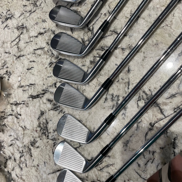 Titleist 620cb 3-pw x stiff