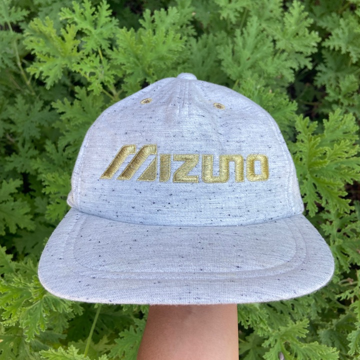 Vintage Mizuno Zip-Back Hat.