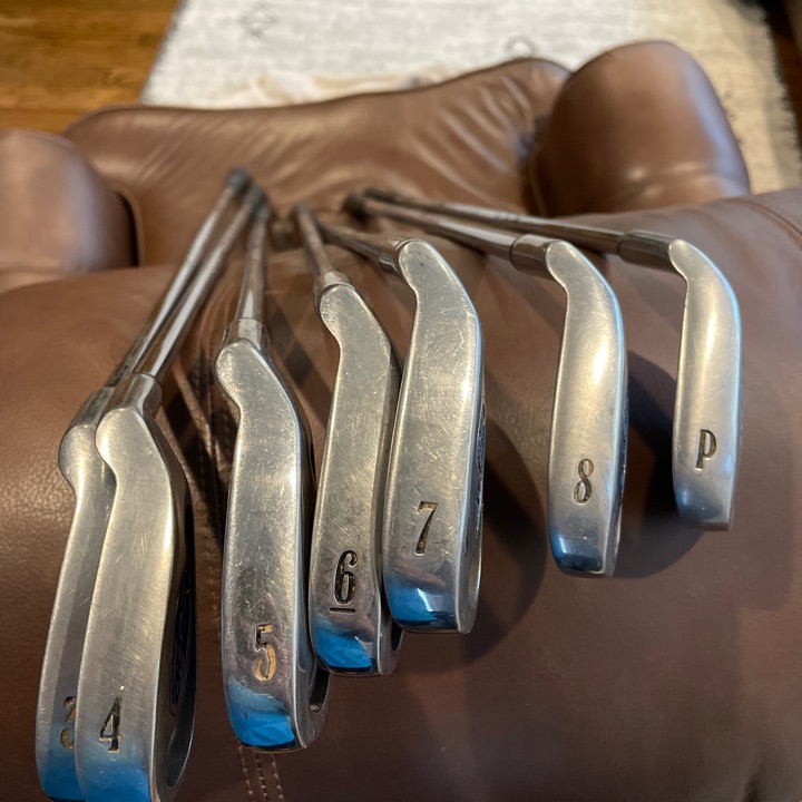 Mens RH ACER Sole Undercut Iron Set. 3-8, PW