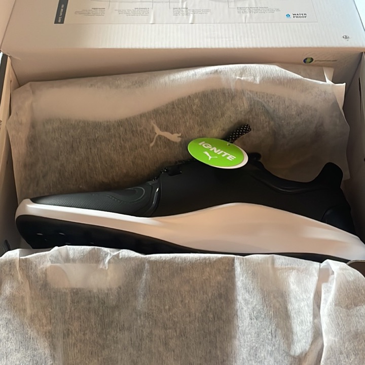 Brand New Puma Ignite Fasten8 Golf Shoes

Size 9.5
In box with tags, only taken out for pictures.