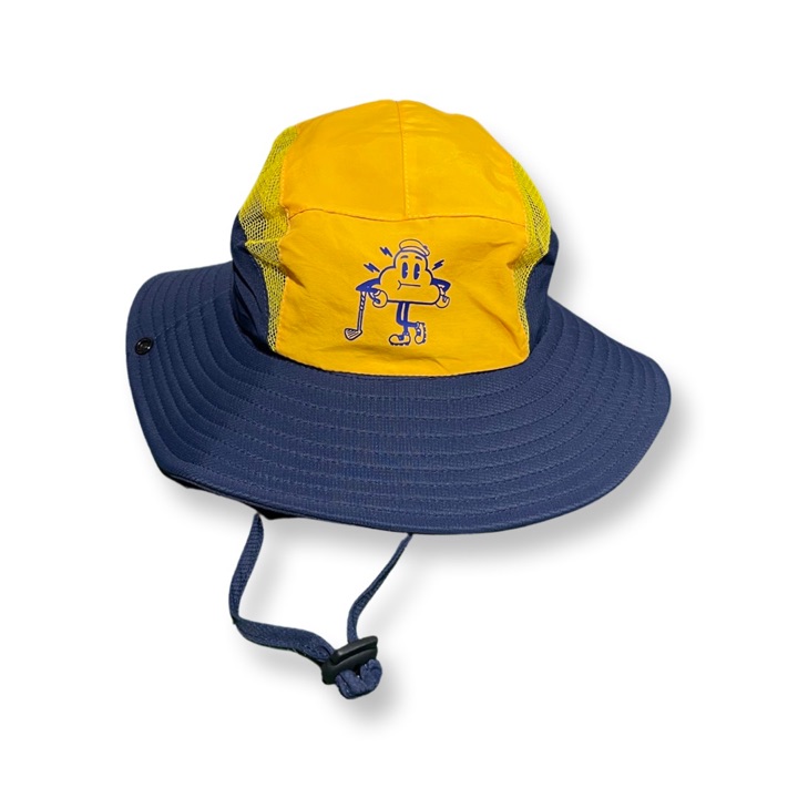 Cloud logo bucket hat