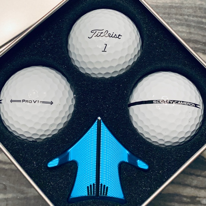 Scotty Cameron Blue Aero Ball Marker and Putting Practice Ball Kit