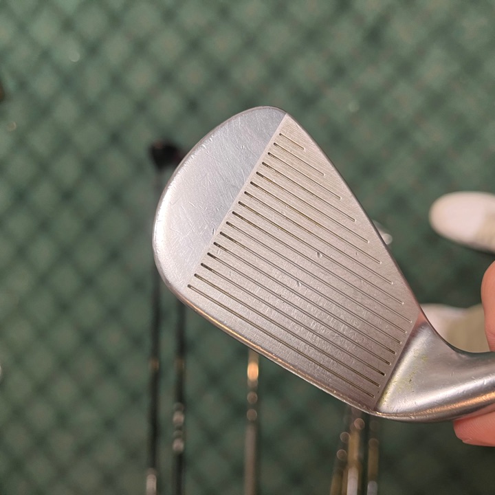 Srixon ZX7 4-PW | MULLIE Golf