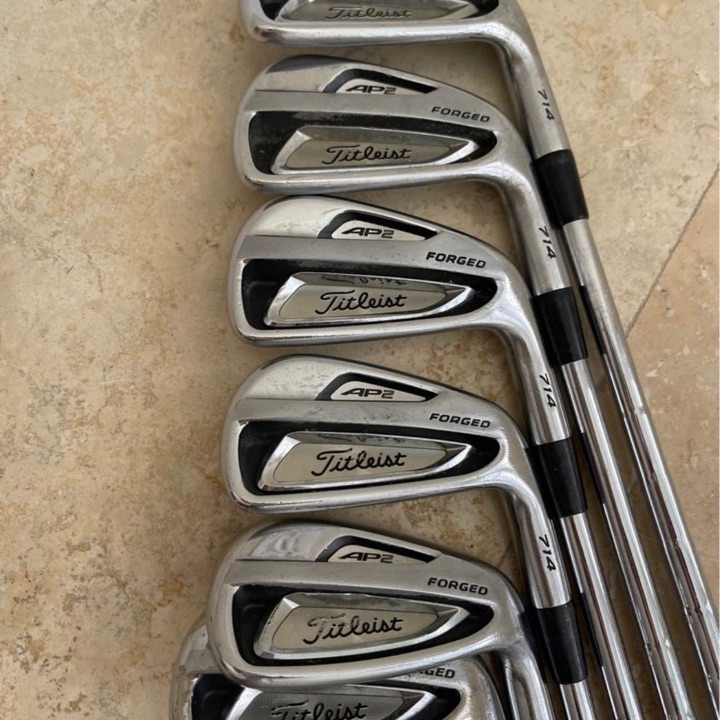 Titleist 714 Ap2 irons | MULLIE Golf