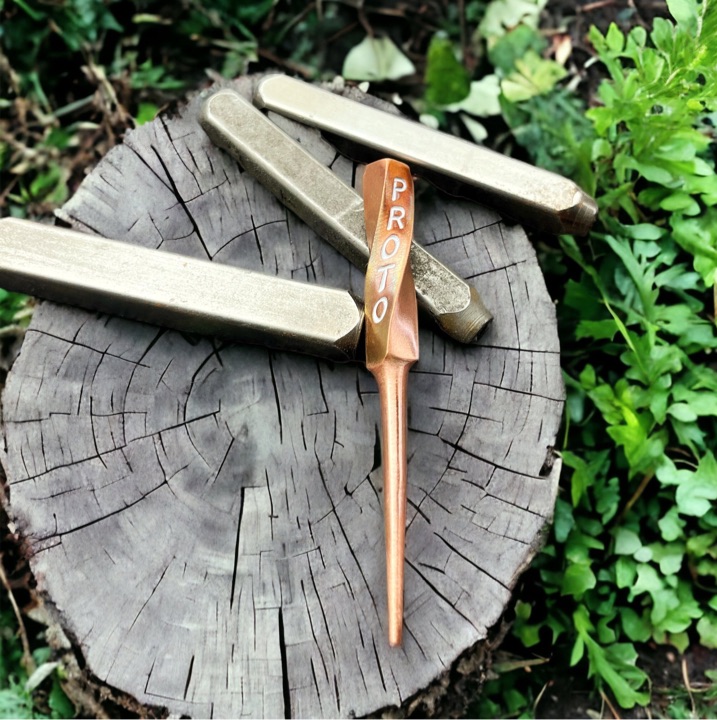 Personalized twisted copper divot tool