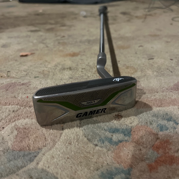 Top Flite Gamer putter 32”