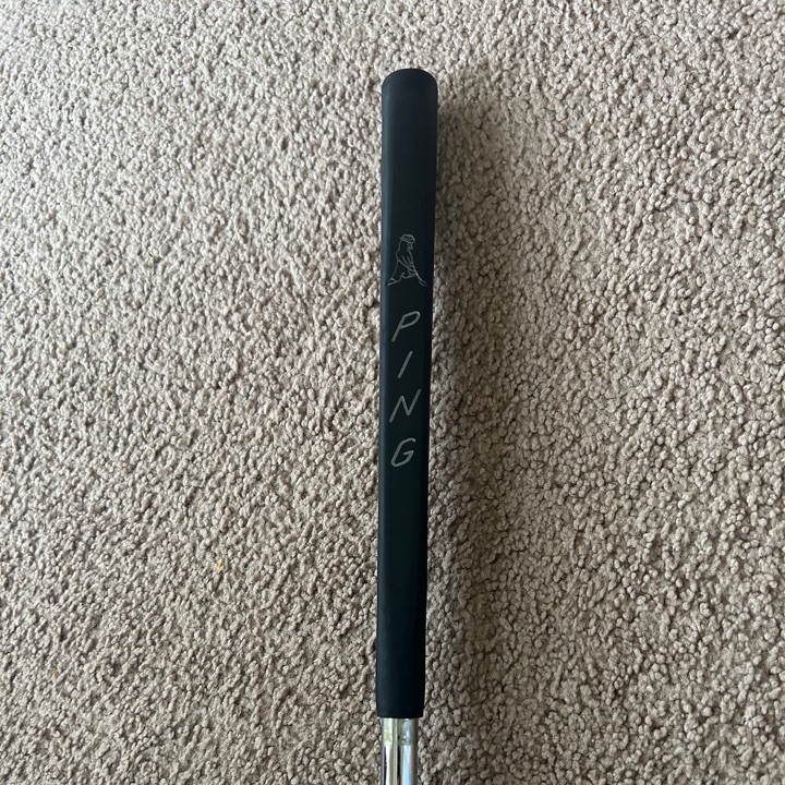 Scotty Cameron Studio Stainless Newport Beach 35” | MULLIE Golf
