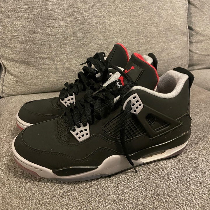 Jordan 4 bred size 9.5 best sale