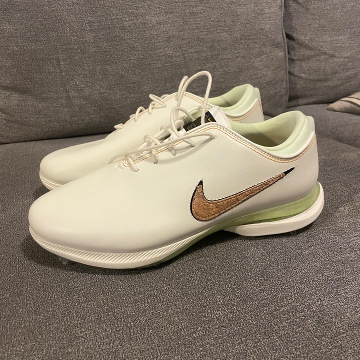 Shoes are new with no box. Limited edition for the 2021 Open Championship at Royal St George.