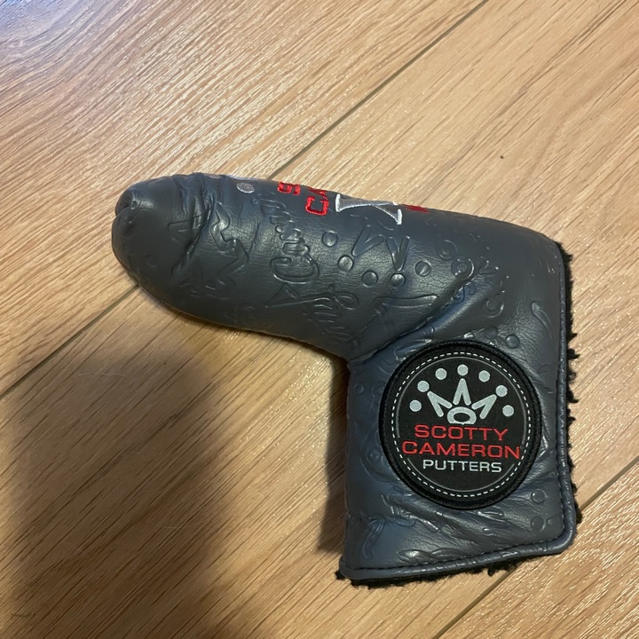 Scotty Cameron Cameron Club Headcover