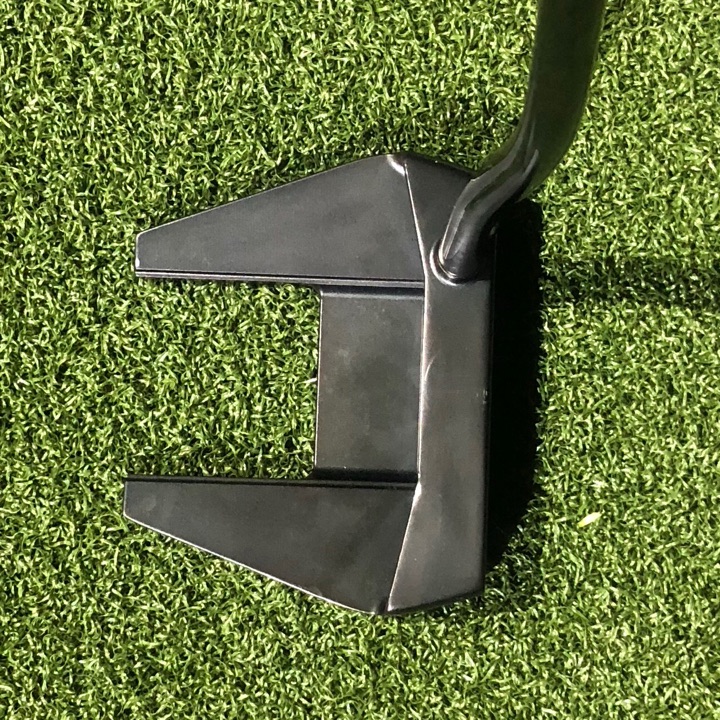 Toulon Garage Las Vegas | MULLIE Golf