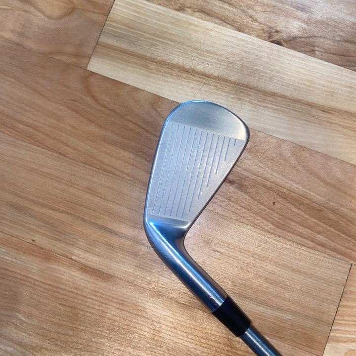 Titleist 712U 4 Driving Iron | MULLIE Golf