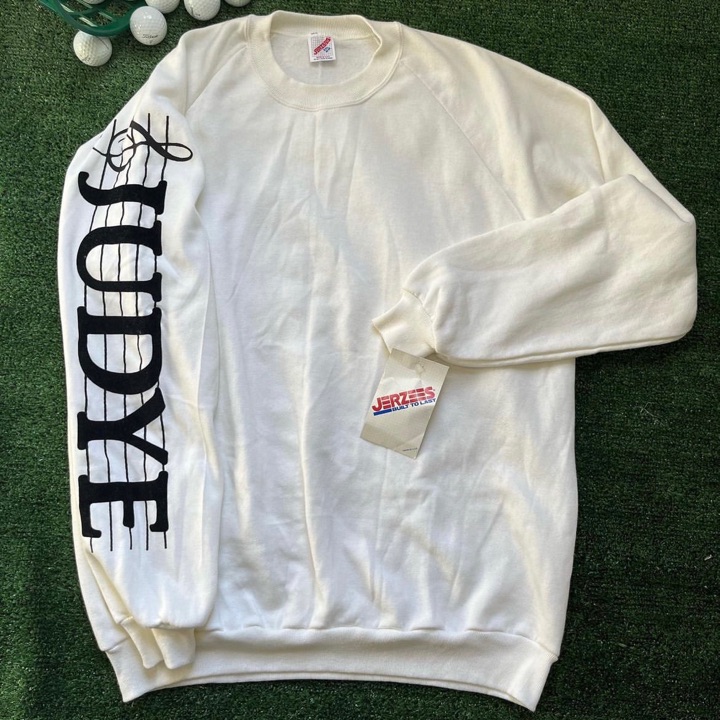 Vintage deadstock/nwt  
90’s jerzees 
Velvet lettered “Judye”