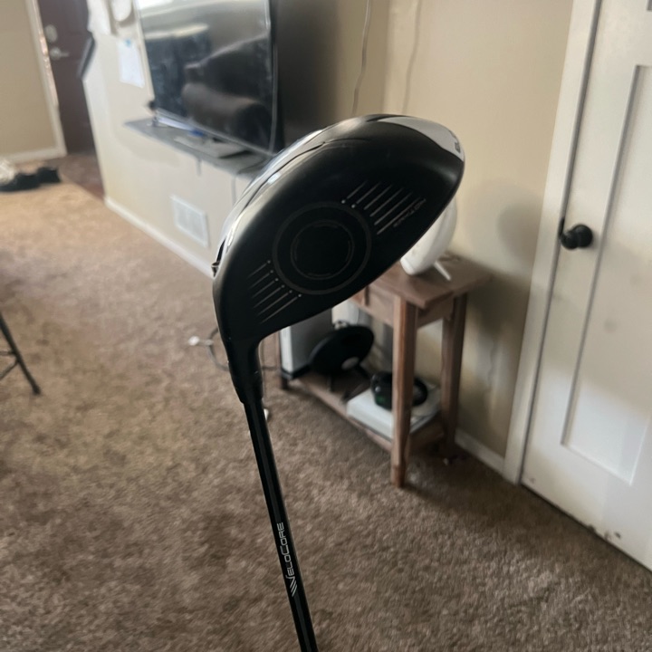 Cobra Aeorjet Driver 9.0 degrees with Ventus black tr 6x velocore shaft playing length of 45”