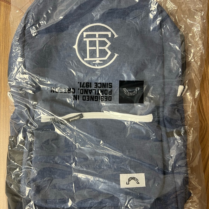 The Buck Club Backpack & Putter Cover