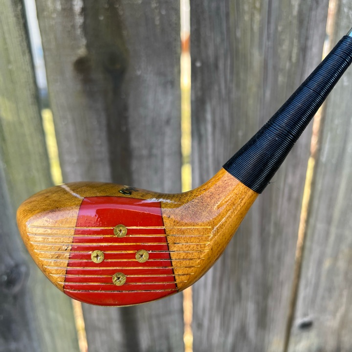 wooden-driver-golf-club