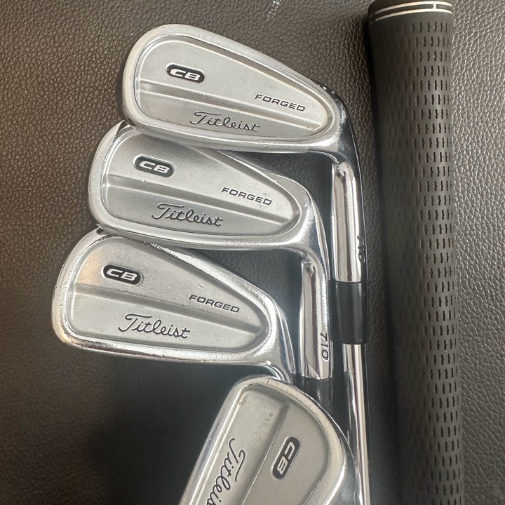 Titleist CB 710 Iron Set | MULLIE Golf