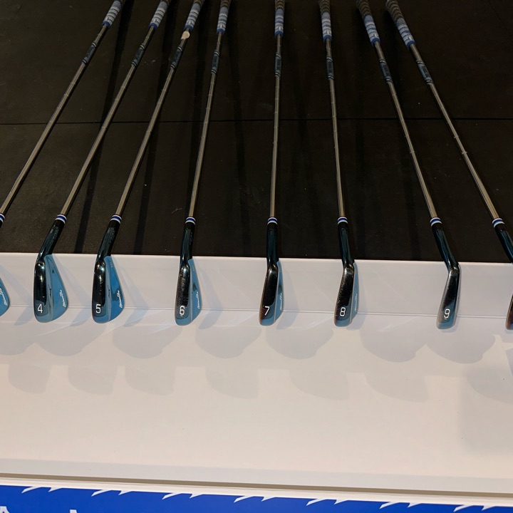 Mizuno Pro 221 Limited Edition Blue Iron set, Steel, Right