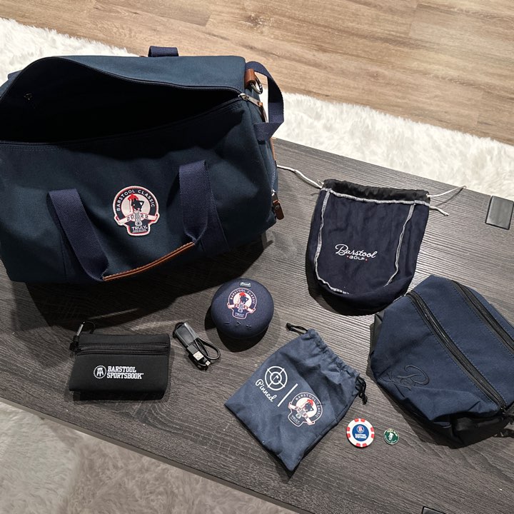 New Barstool Classic 2022 / 2023 Gift Set
