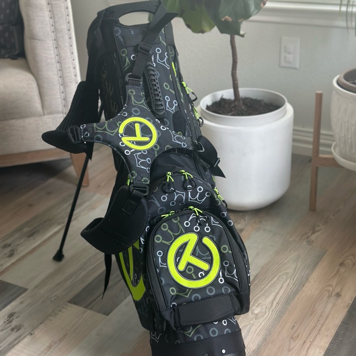 2021 Scotty Cameron Masters Bag - Pathfinder - Mini Crown | MULLIE