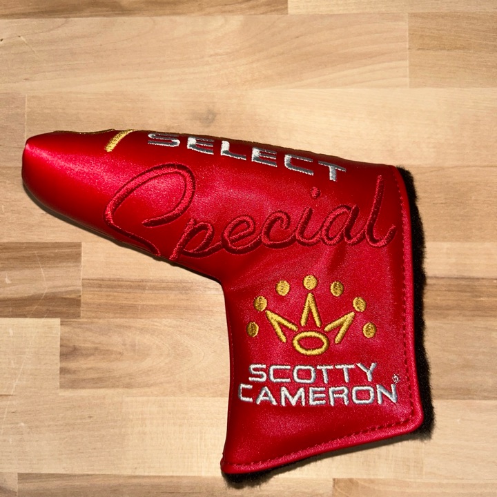 Scotty Cameron Caddie Towel | MULLIE Golf