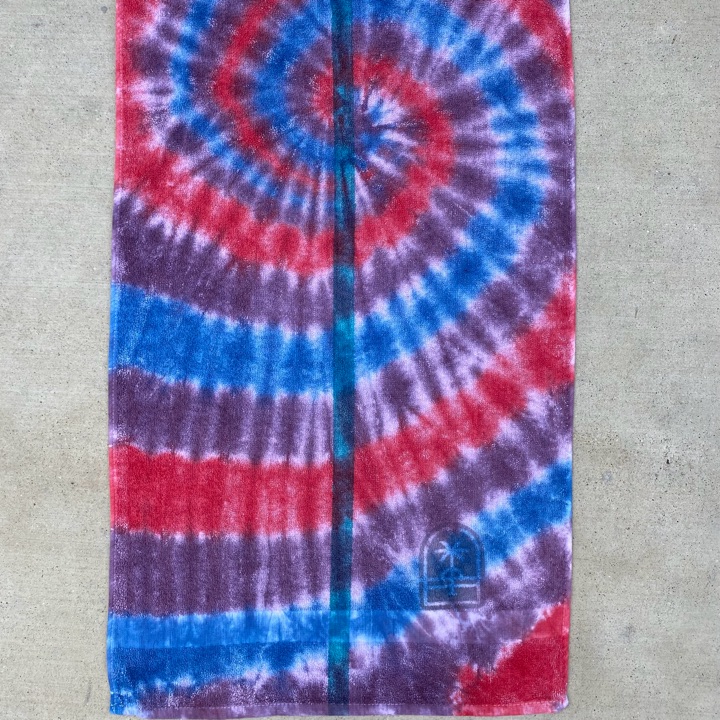 Sideways Golf Tie-Dye Golf 22 x 44” Gr8ful Ded