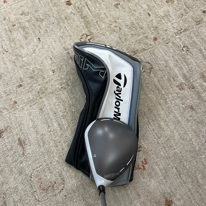 TaylorMade SIM Max Driver | MULLIE Golf