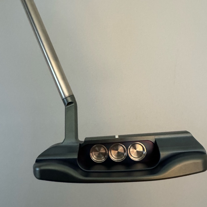 Scotty Cameron Holiday 2023 putter | MULLIE Golf