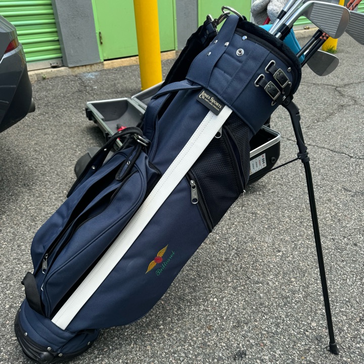 Baltusrol Jones Sunday bag