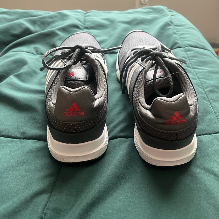 Adidas tech response 2.0