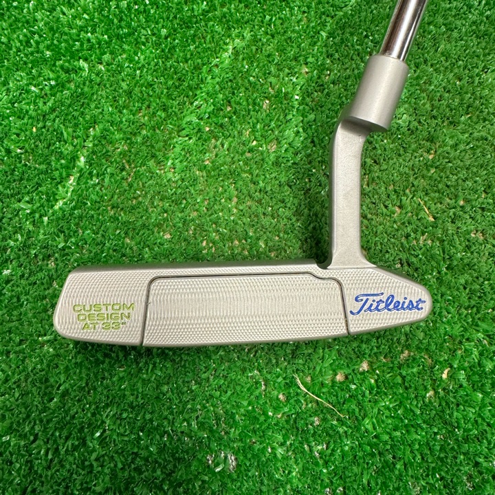 Scotty Cameron “Cameron & Crown” 33” custom putter | MULLIE Golf