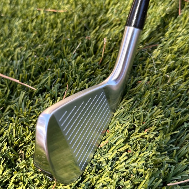 TaylorMade Stealth UDI 4 Iron 23 with Graphite Design