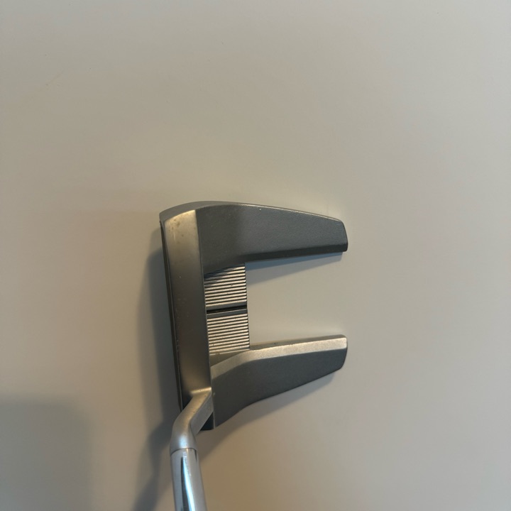 Right Handed PING Sigma 2 Tyne 4 Putter Platinum Finish 34