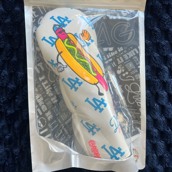 SWAG HEADCOVER (DODGER DOG)