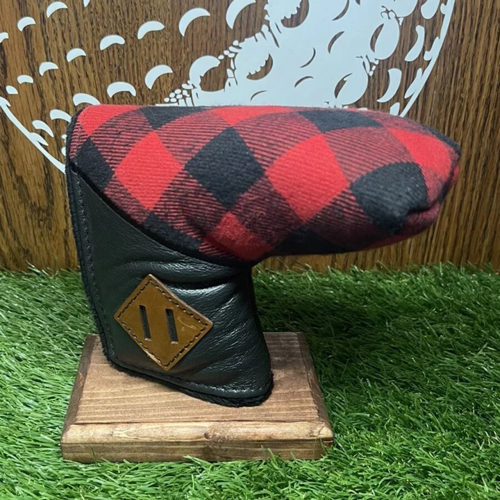 Tyson Lamb ball marker | MULLIE Golf Tyson Lamb ball marker | MULLIE Golf
