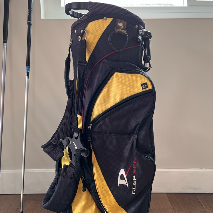 Wilson Deep Red Stand Bag