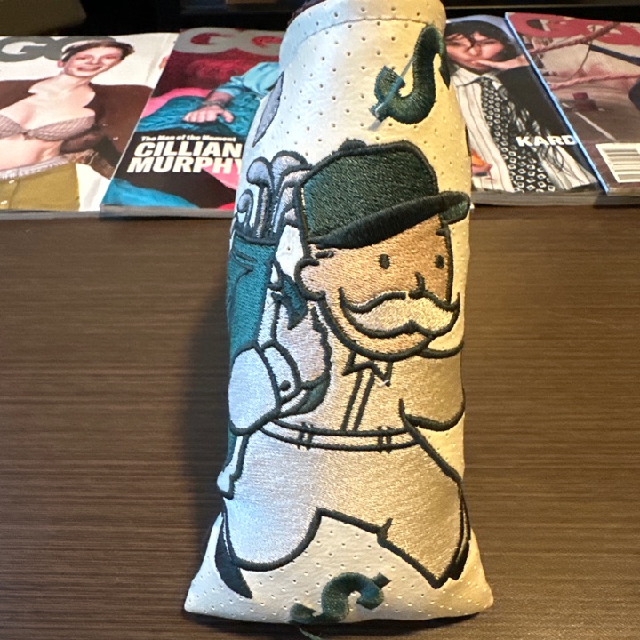Bettinardi putted headcover