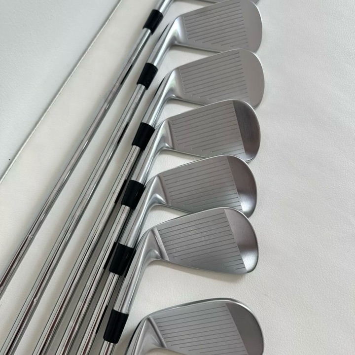 New Level 623 CB 4-PW | MULLIE Golf