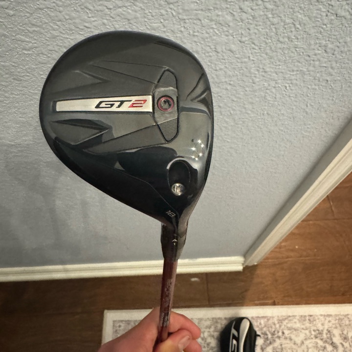 Brande New Titleist GT2 5 wood, Ventus TR Red 8x shat, headcover included