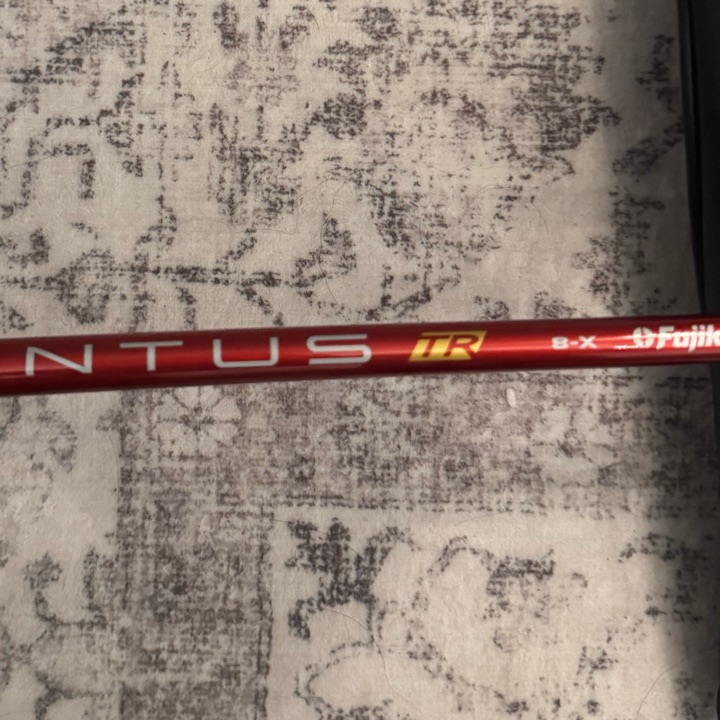 Brande New Titleist GT2 5 wood, Ventus TR Red 8x shat, headcover