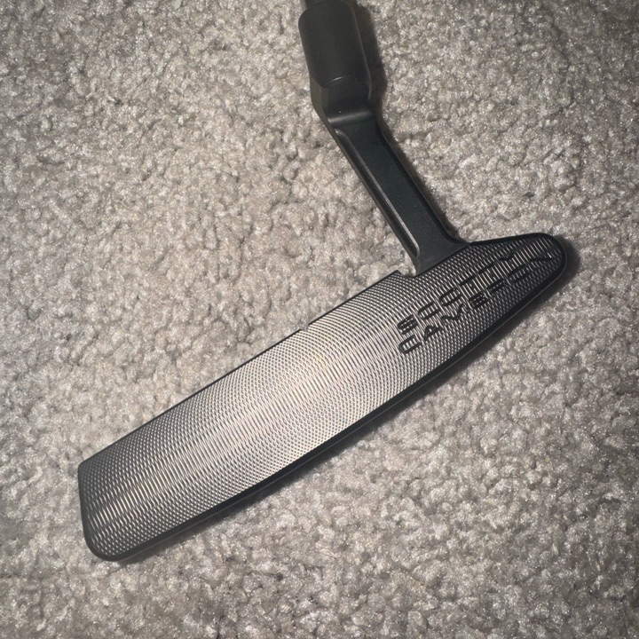Scotty Cameron Super Select Newport 2+ 34” | MULLIE Golf