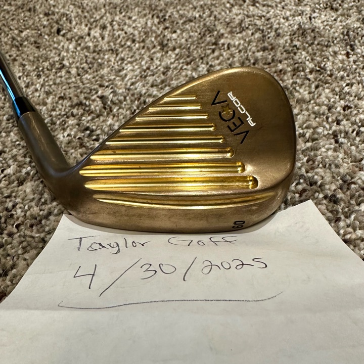 Vega gold wedge 60°