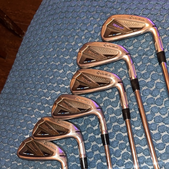 2021 Sim max 2 irons 5-pw