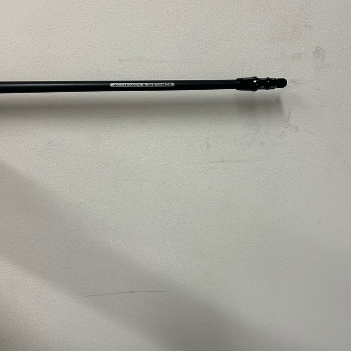 Graphite Design Tour AD IZ 7x driver shaft with TM tip
