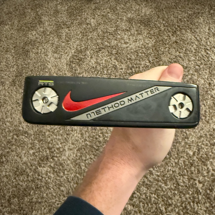 Nike method matter b2-01 putter | MULLIE Golf