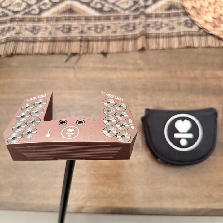 L.A.B. Golf Mezz.1 Max Broomstick Putter 44.75